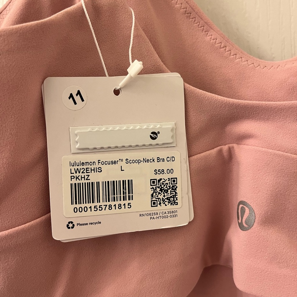 Lululemon Focuser Scoop-Neck Bra *Light Support, C/D Cup - Picture 6 of 6